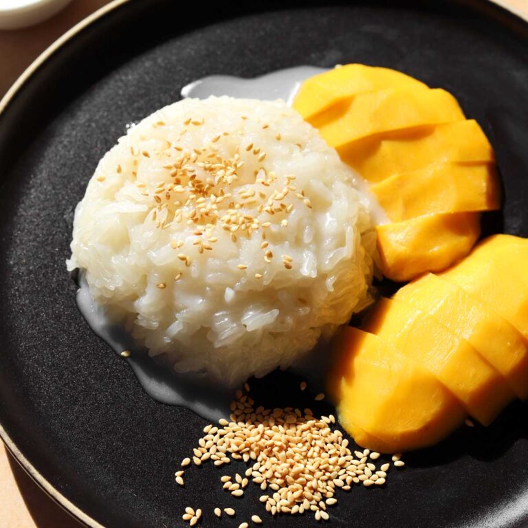 Thai mango sticky rice