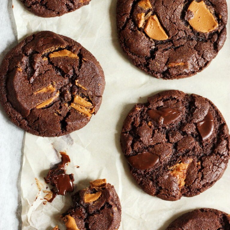 Chewy Chocolate Peanut Butter Chunk Cookies