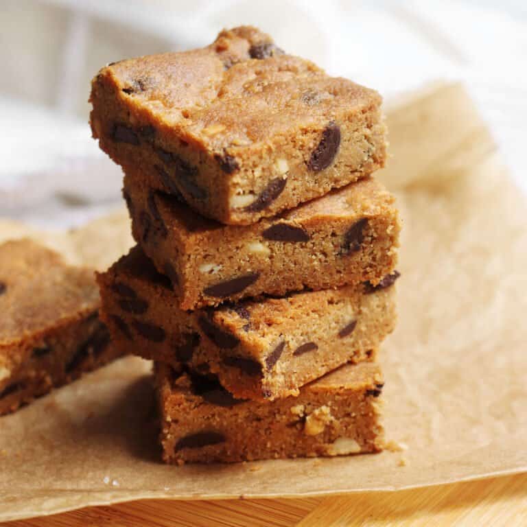 Chocolate Chip Peanut Butter Shortbread