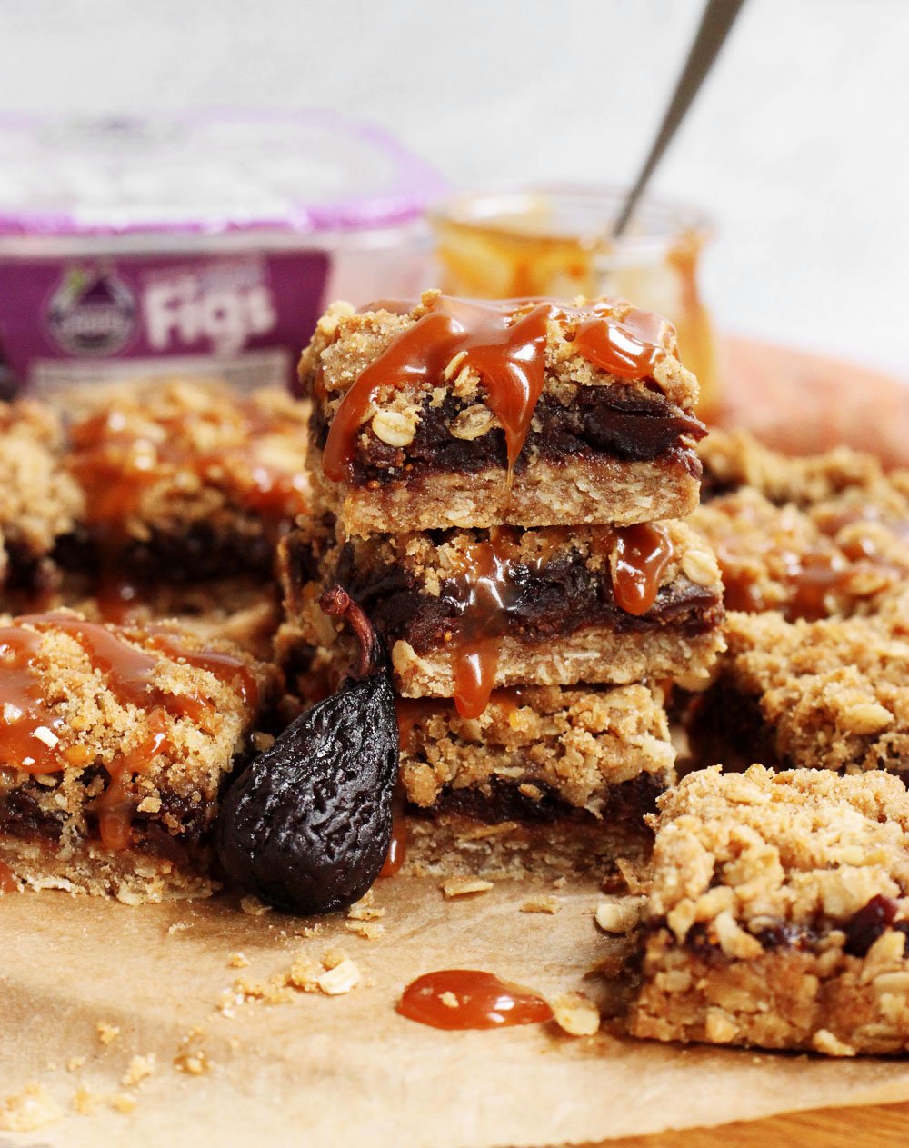 spiced fig bars with salted caramel