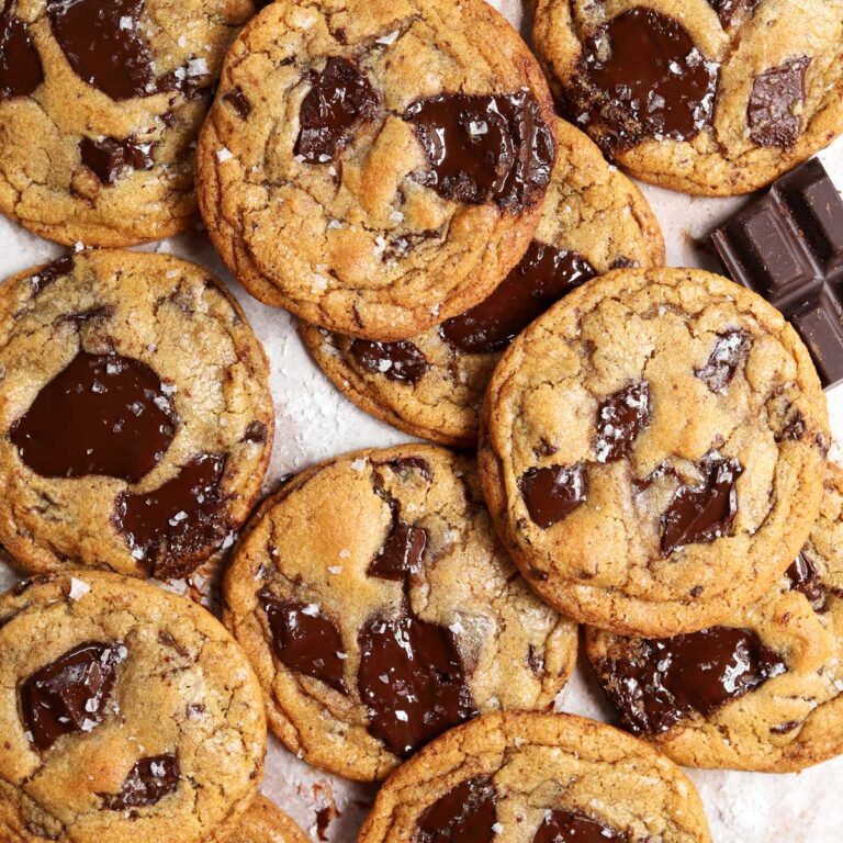 bakery style chocolate chip cookies