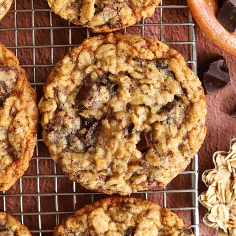 best chewy oatmeal chocolate chip cookies