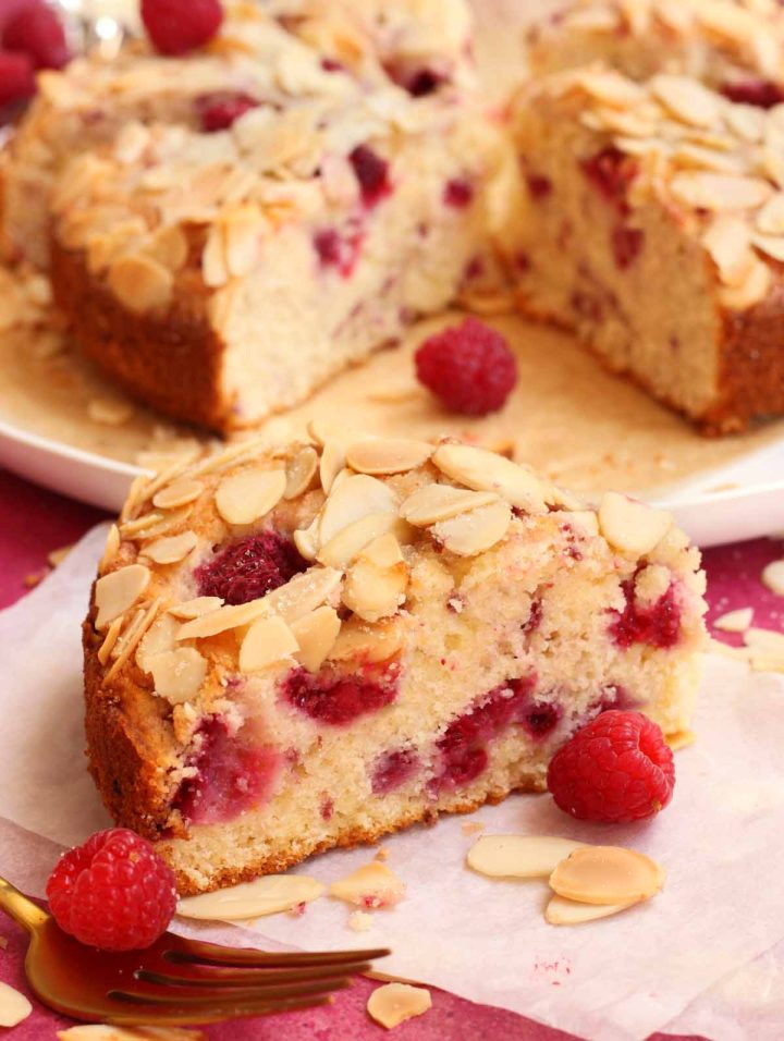 raspberry almond cake slice