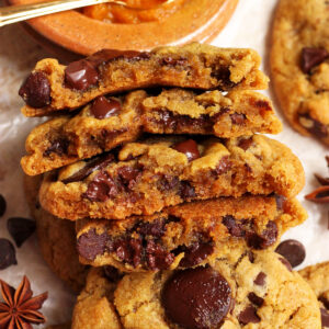 chewy pumpkin chocolate chip cookies