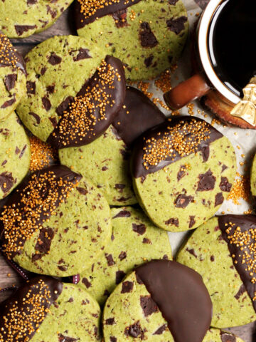 matcha chocolate chip cookies