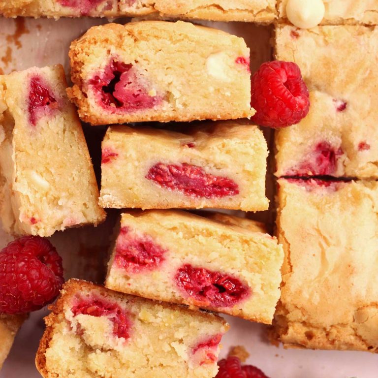white chocolate raspberry blondies