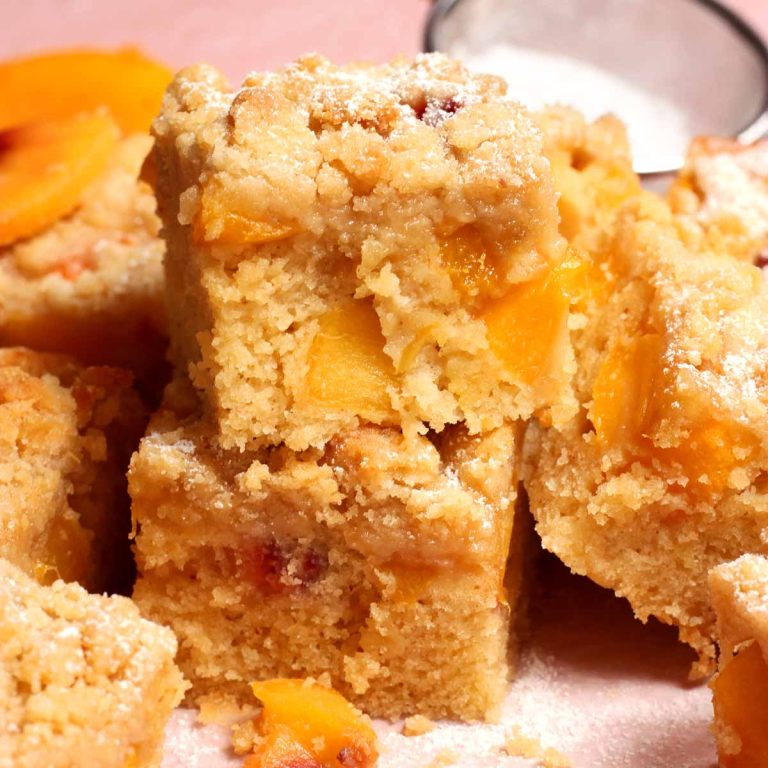peach crumb cake