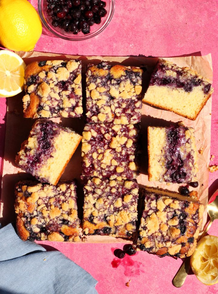 blueberry crumb cake