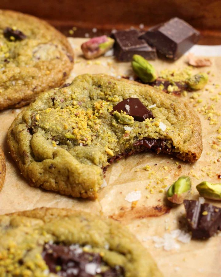 Pistachio, Macadamia Nut, & Chocolate Chunk Cookies – healthienut – Easy to  follow plant-forward recipes