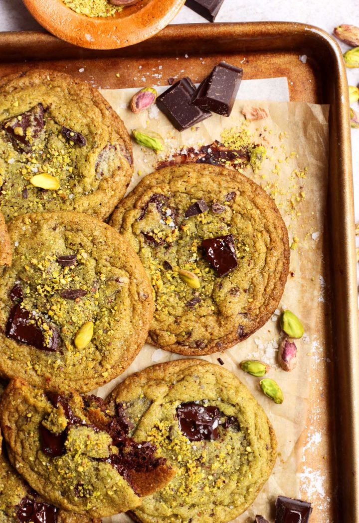 Pistachio, Macadamia Nut, & Chocolate Chunk Cookies – healthienut