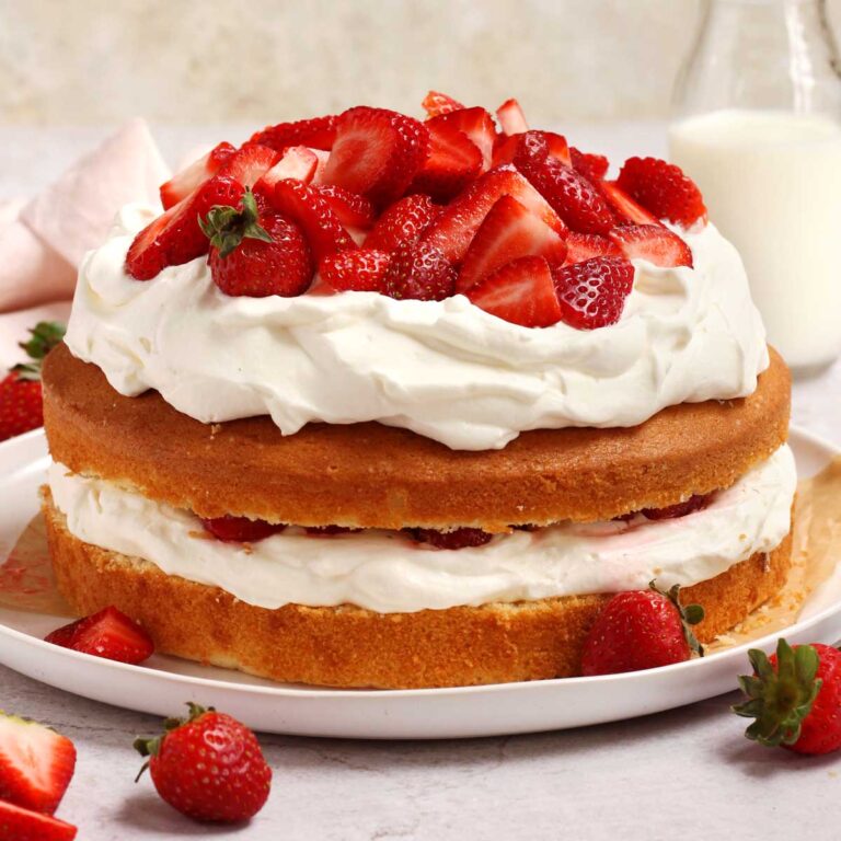 strawberry shortcake cake