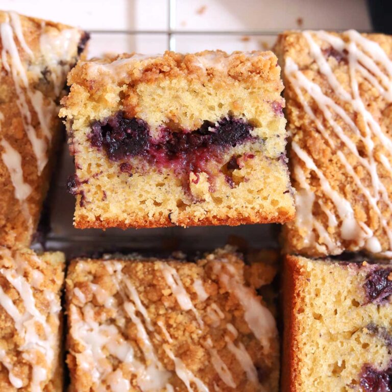 blueberry sour cream coffee cake