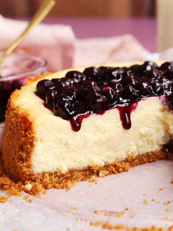 easy-blueberry-sauce-topping-scientifically-sweet