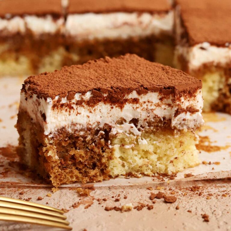 Tiramisu Cake