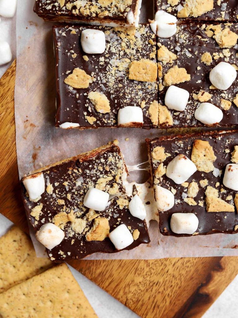 EASY No-Bake S'mores Bark - Scientifically Sweet