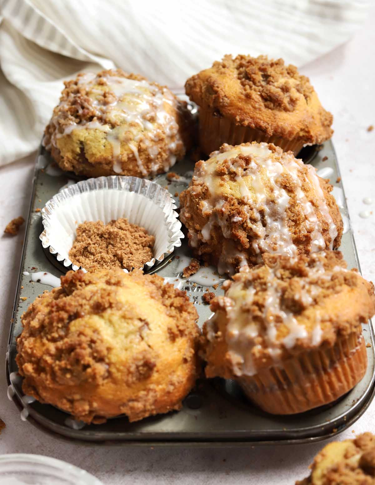INCREDIBLE Sour Cream Coffee Cake Muffins (with VIDEO) - Scientifically ...