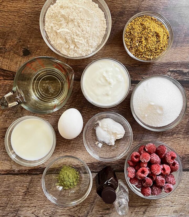 raspberry pistachio cake ingredients