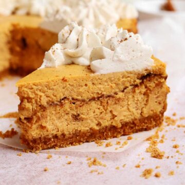 cinnamon swirl pumpkin cheesecake