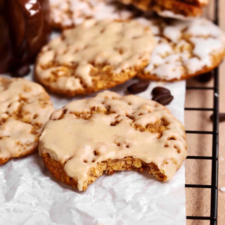 pumpkin spice latte iced oatmeal cookies