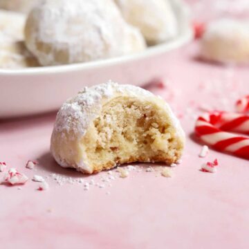 peppermint snowball cookies