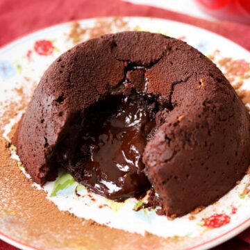molten chocolate lava cakes