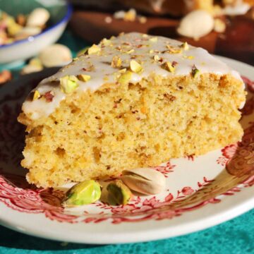 olive oil pistachio cake