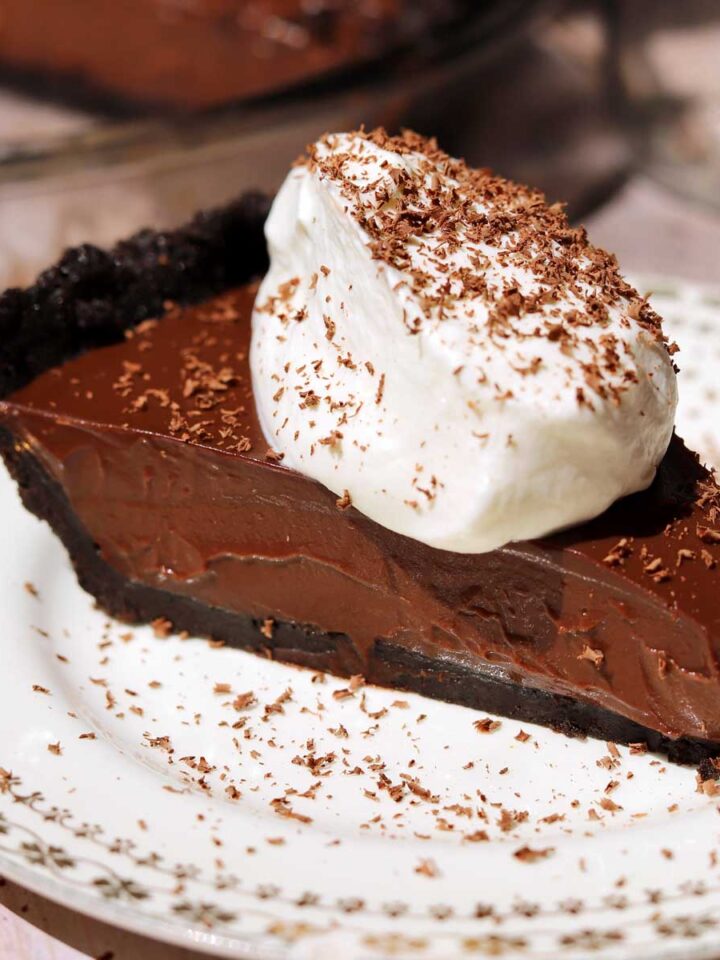 5-Ingredient Flourless Chocolate Cake - Scientifically Sweet