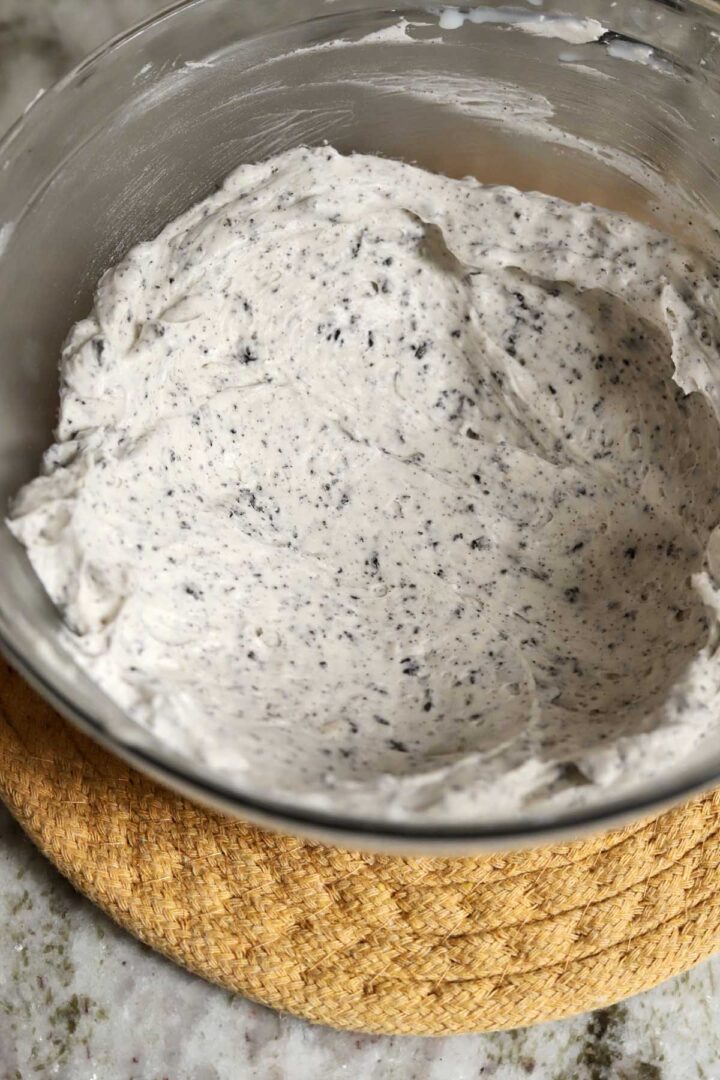Oreo cookies and cream buttercream frosting