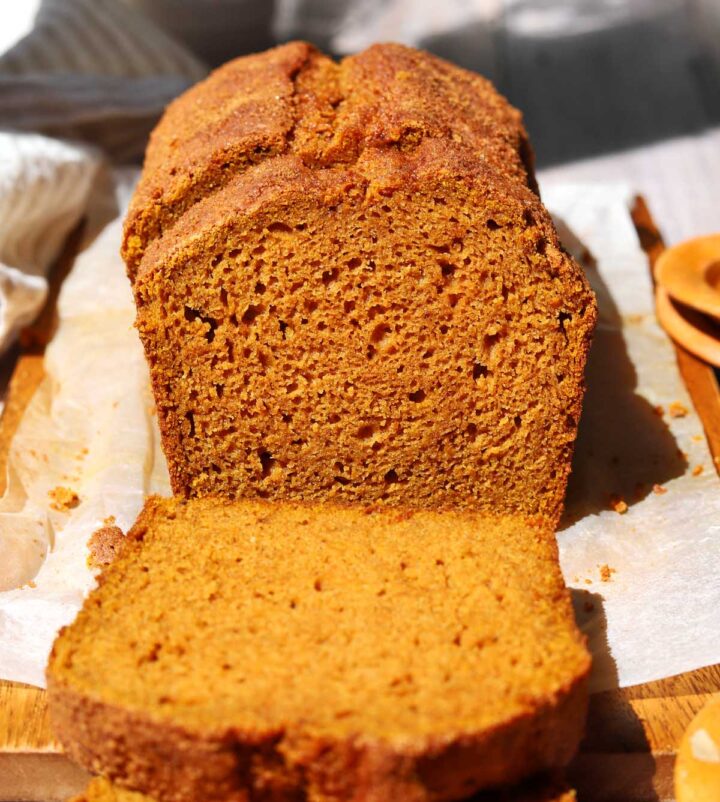 direct view of the best pumpkin bread sliced on cutting board