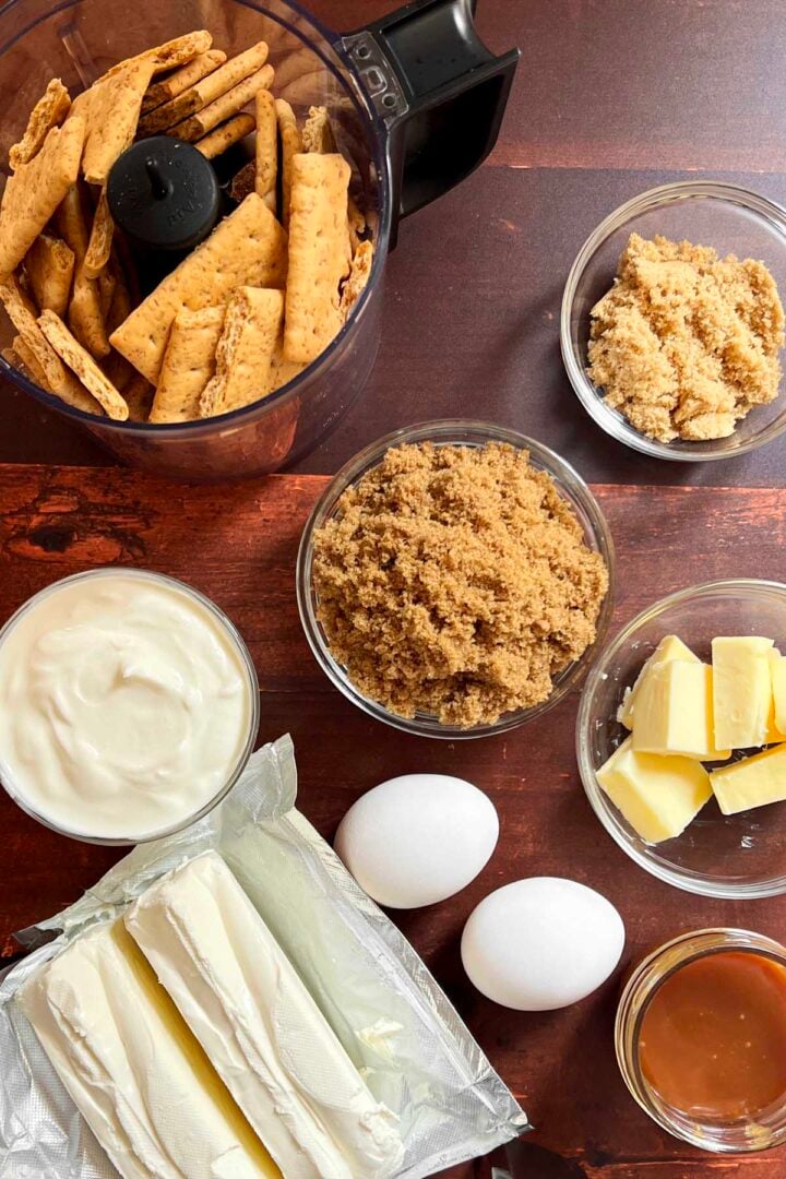 graham cracker crust ingredients for salted caramel cheesecake
