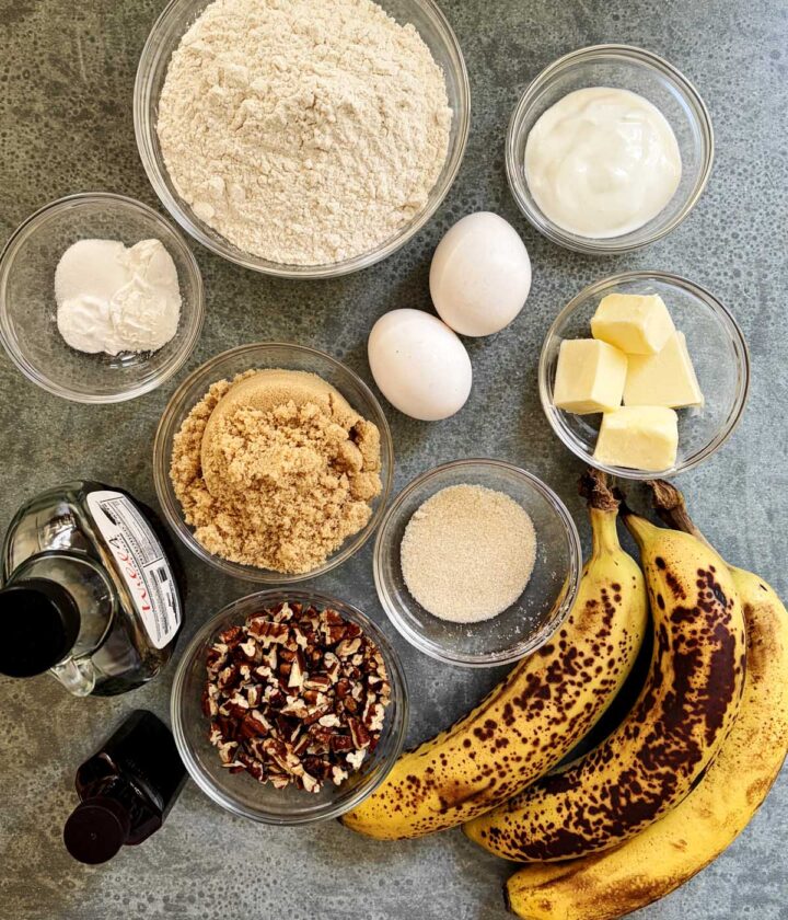 sticky caramelized pecan banana bread ingredients
