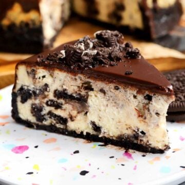 Oreo cookies and cream cheesecake