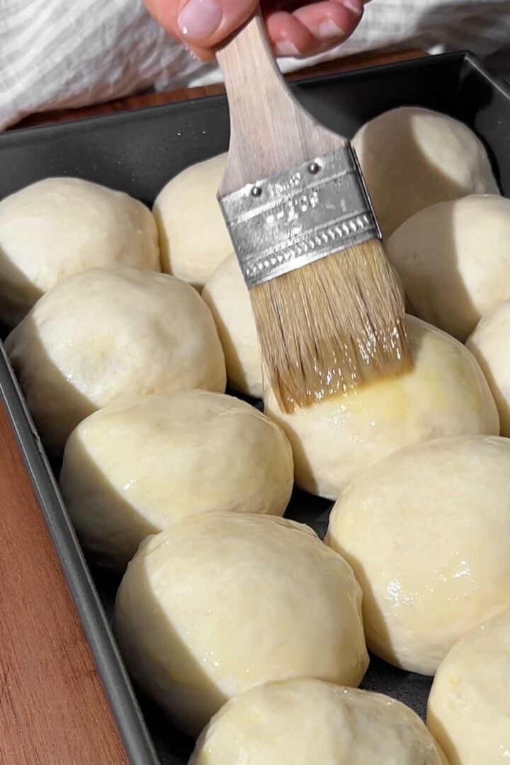 Brush lightly with egg wash.